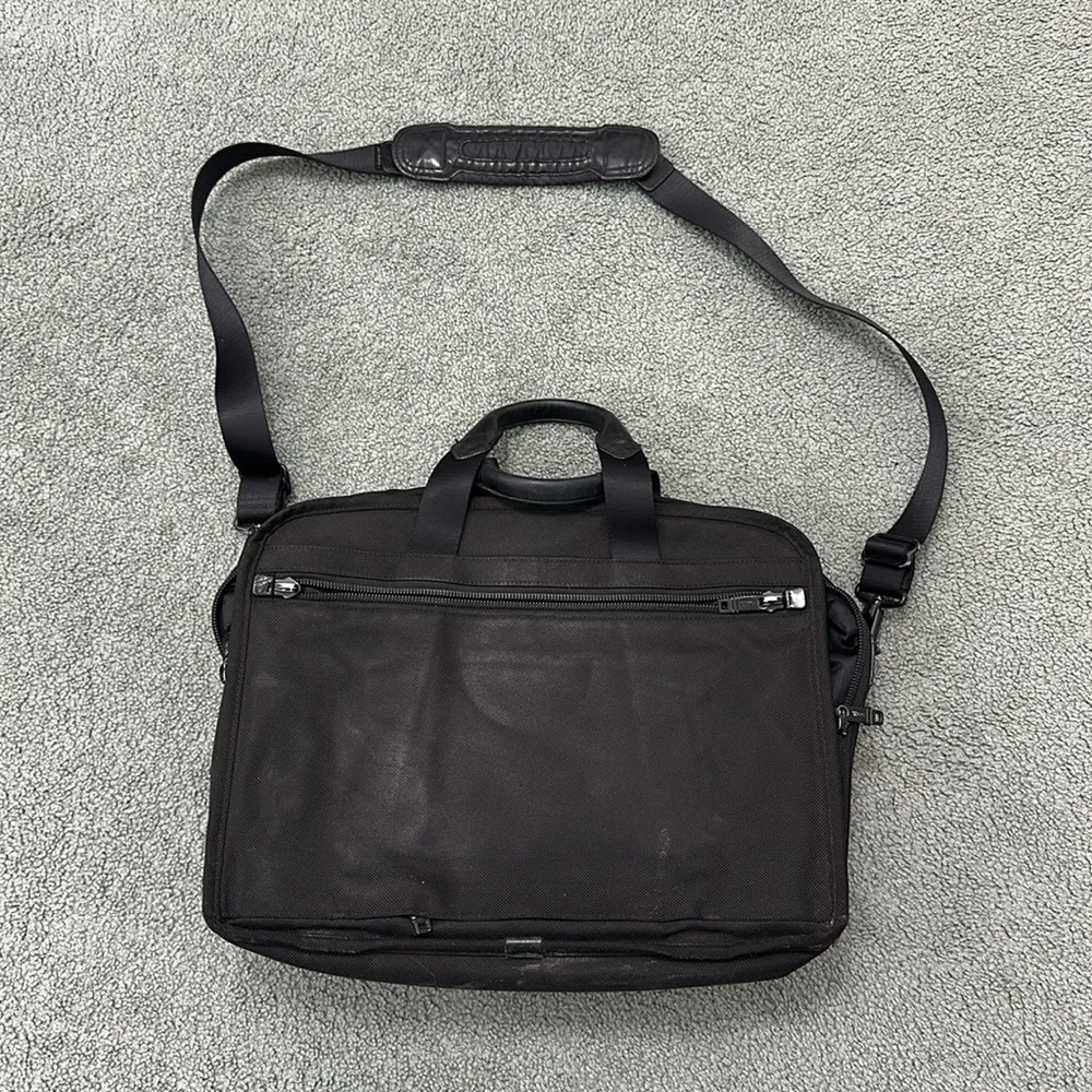 Tumi Alpha Expandable Black Ballistic Briefcase 26160DH Laptop Business Travel